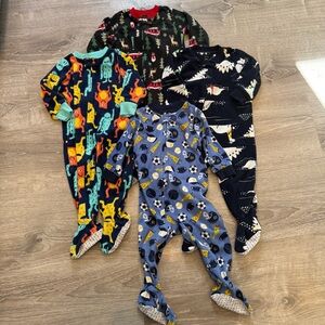 Carters Fleece Footie Pajamas (4 pairs) Size 12 Months